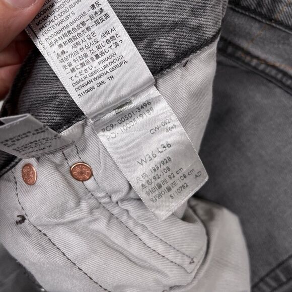 Levis Premium 501 Jeans Mens 36 x 36 Gray Straight Leg Button Fly Big E Denim - Picture 15 of 15